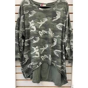 NEW YOLLY women's camo high low top in green